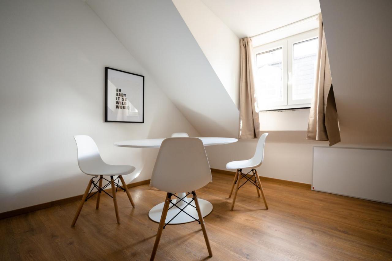 Top Old Town Apartment 2 Baths デュッセルドルフ エクステリア 写真